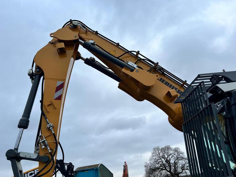 Liebherr Material Handler