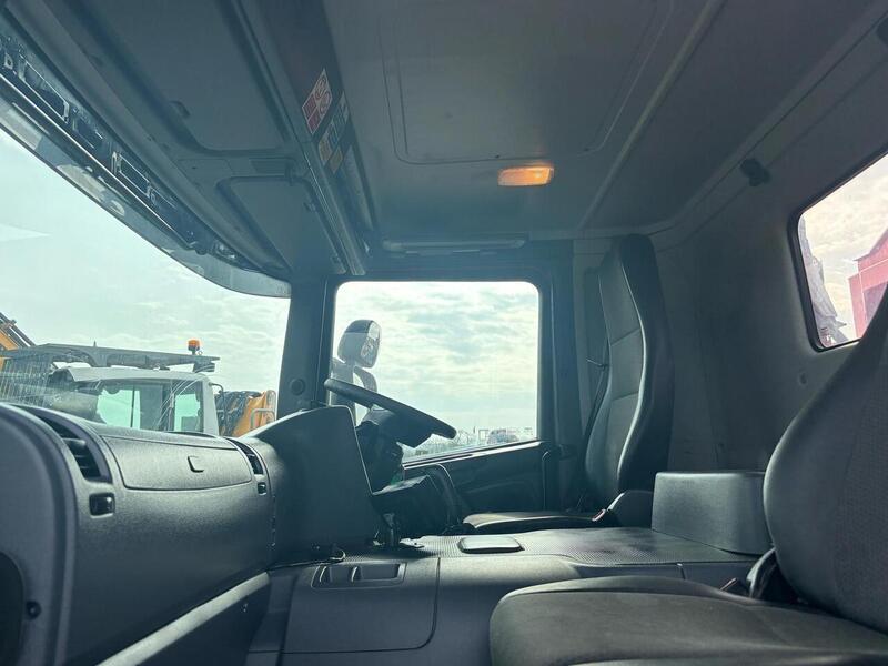 Scania 8x4 Steel Body Tipper