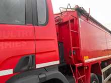 Scania P370 8x4 Steel Body Tipper 