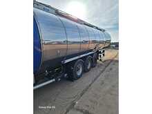 Feldbinder 51,000 Litre Stainless Tanker 