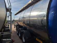 Feldbinder 51,000 Litre Stainless Tanker 