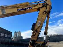 Komatsu PC210LC-6 Excavator 