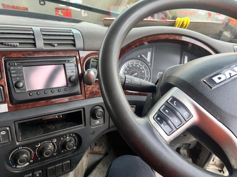 DAF 440 Fitted with Muldoon Bulk Blower Tipper 