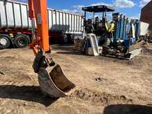 Doosan DX85R Excavator 