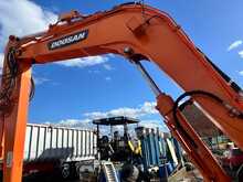 Doosan DX85R Excavator 