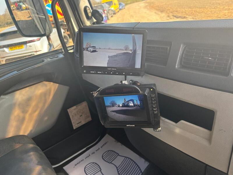 Volvo 24ft Curtain Side