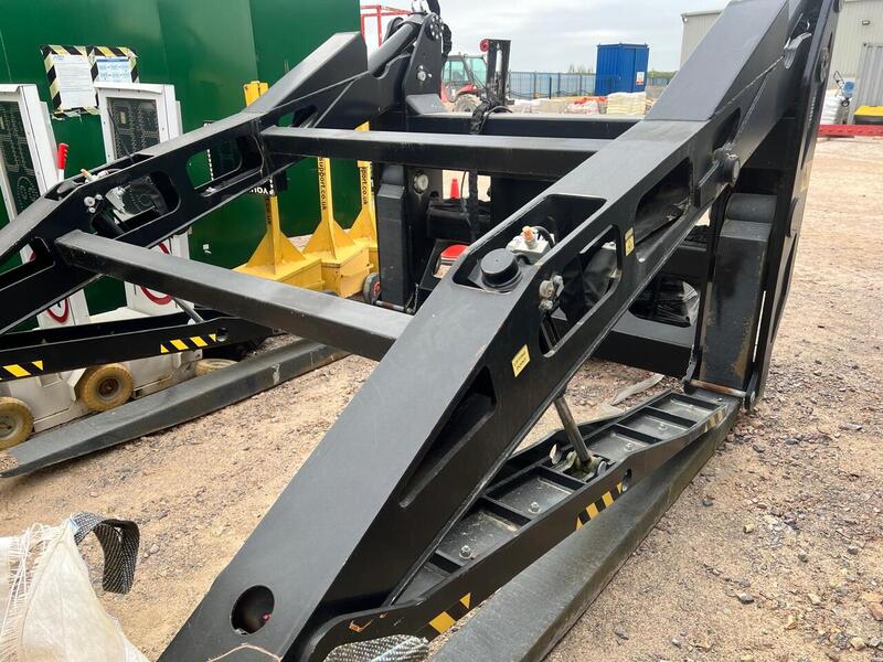 MANITOU Pipe Handler Attachment