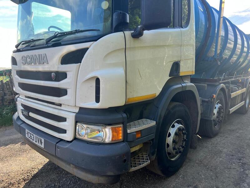 Scania Whale Vac Tanker