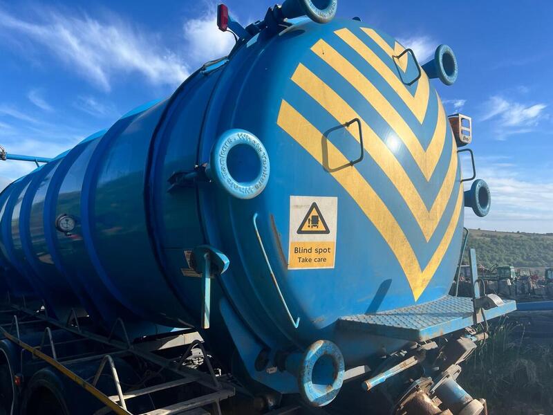 Scania Whale Vac Tanker