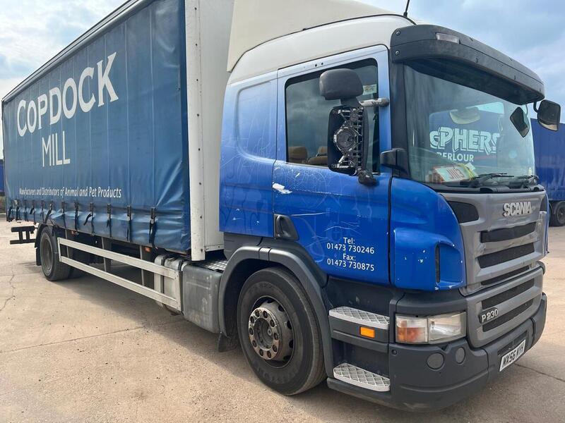 Scania 18 Ton Curtain Side