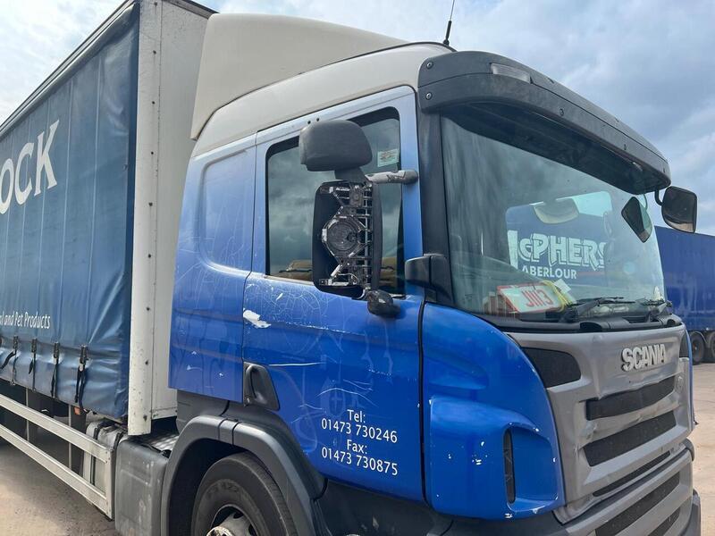 Scania 18 Ton Curtain Side