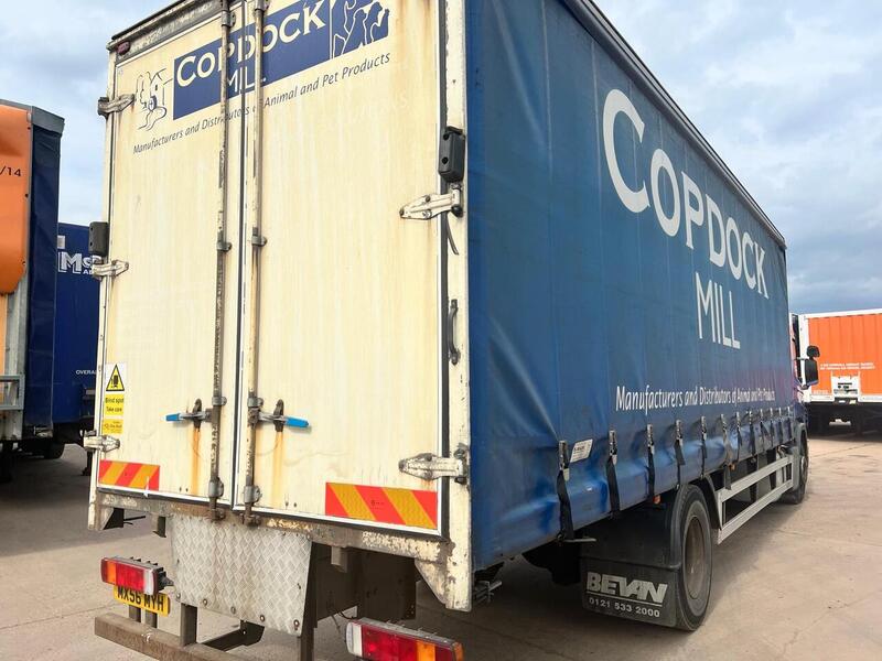 Scania 18 Ton Curtain Side