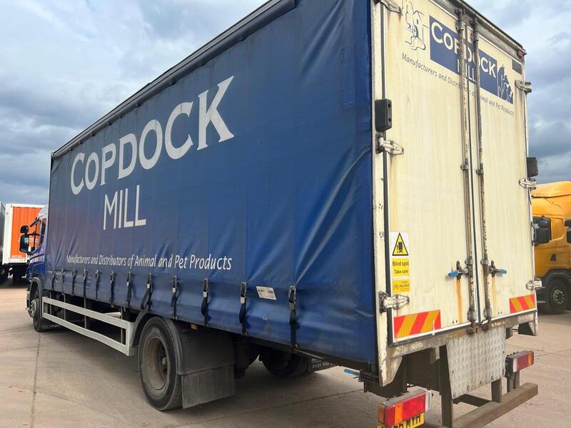 Scania 18 Ton Curtain Side