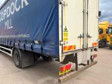Scania P230 18 Ton Curtainsider 