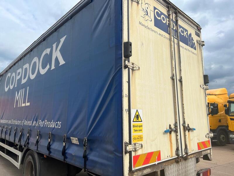 Scania 18 Ton Curtain Side