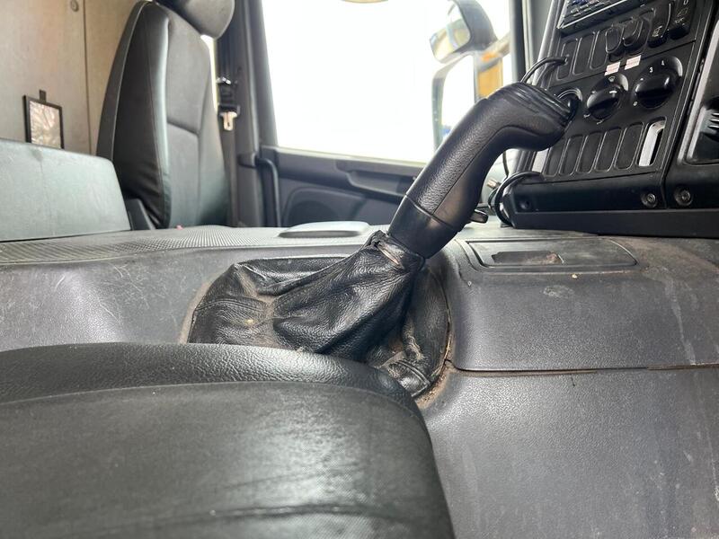 Scania 26 Ton Curtain Side