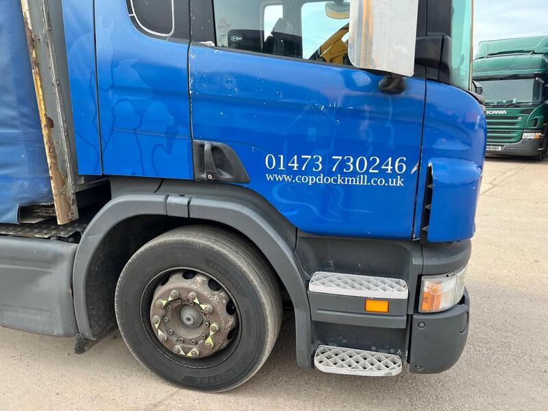 Scania 26 Ton Curtain Side