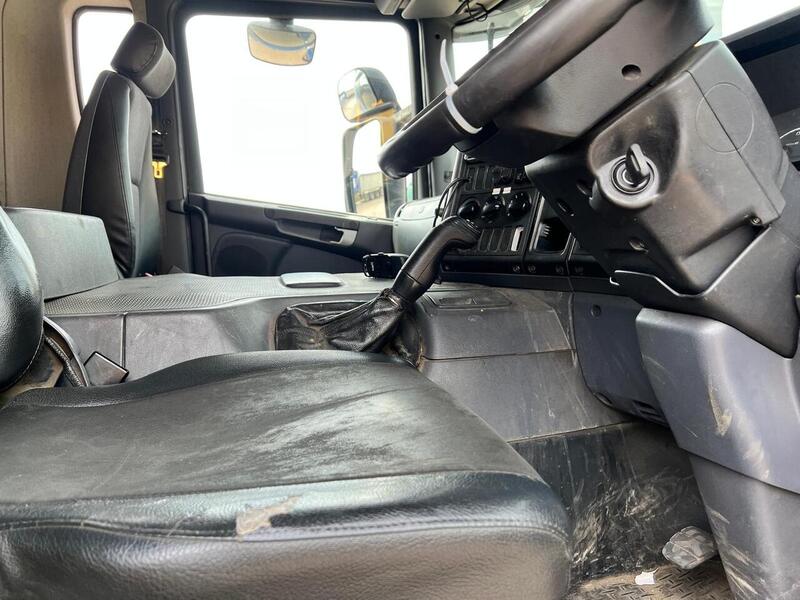Scania 26 Ton Curtain Side