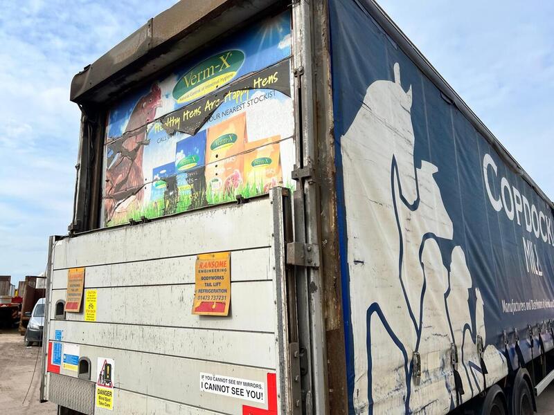 Scania 26 Ton Curtain Side