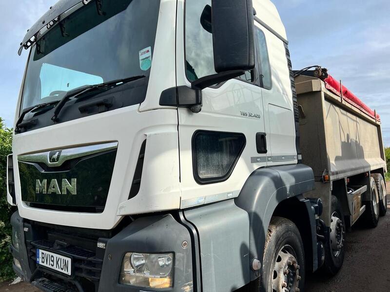 MAN 32.420 Tipper