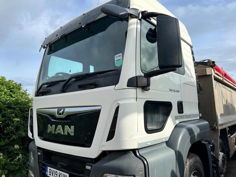 MAN 32.420 Tipper