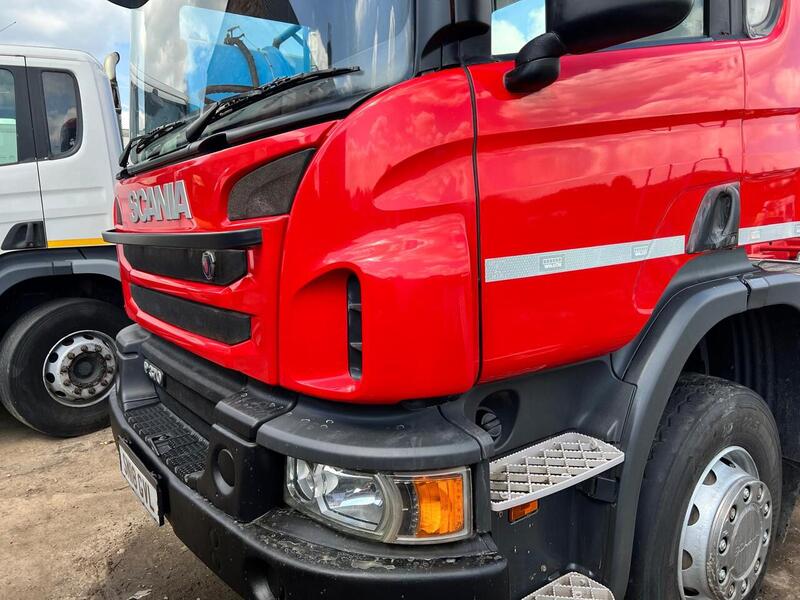 Scania Demount Mixer Tipper