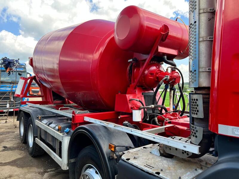 Scania Demount Mixer Tipper