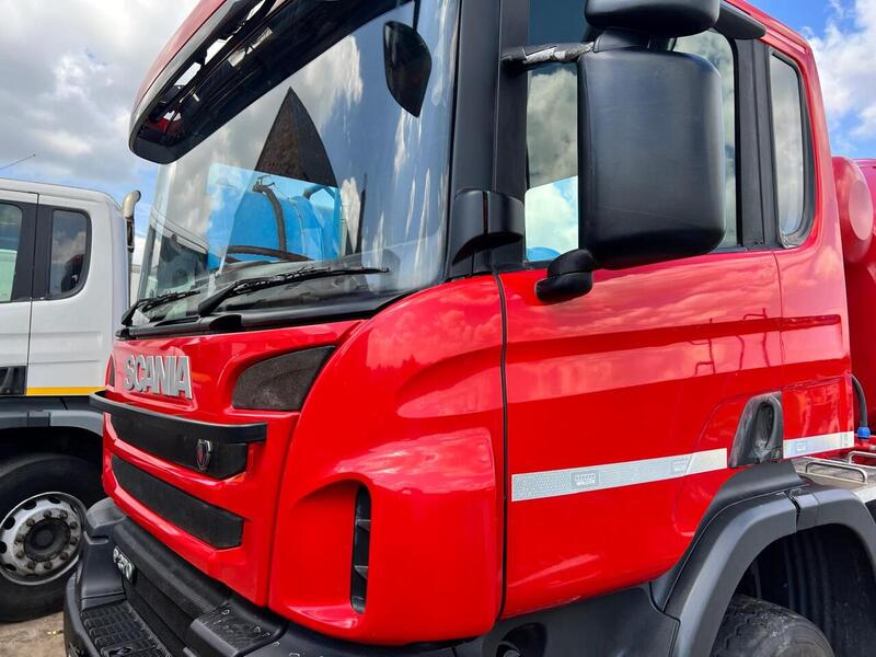 Scania Demount Mixer Tipper