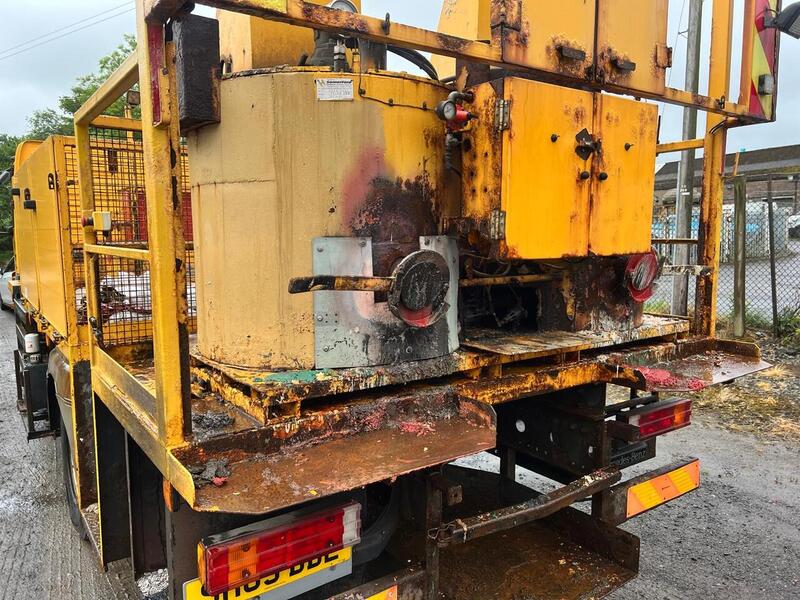 Mercedes-Benz Line Painting Trucks