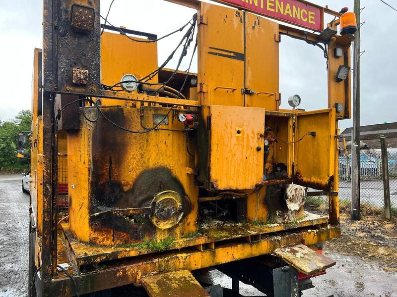 Mercedes-Benz Line Painting Trucks