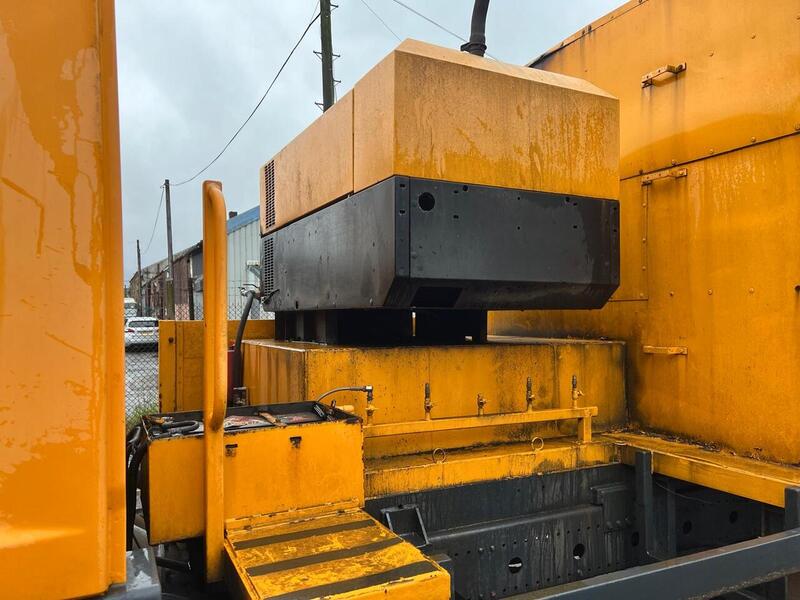 Mercedes-Benz Line Painting Trucks