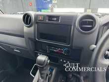 Toyota Land Cruiser GDJ 76 Station Wagon RHD 