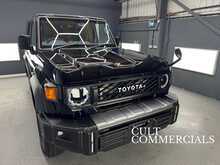 Toyota Land Cruiser GDJ 76 Station Wagon RHD 