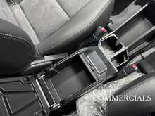 Toyota Land Cruiser GDJ 76 Station Wagon RHD 