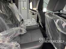 Toyota Land Cruiser GDJ 76 Station Wagon RHD 