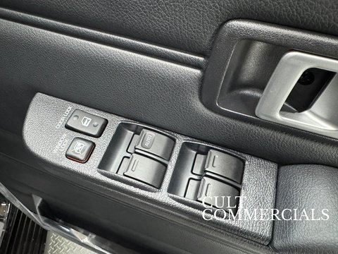 GDJ 76 Station Wagon RHD 2.8 5dr SUV Automatic Diesel