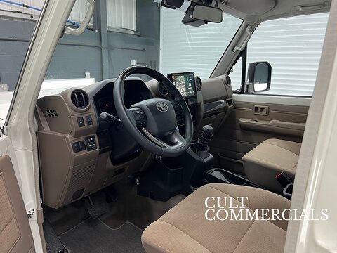 GDJ 79 Single Cab DLX (Winch/LED) 2.8 2dr Pickup Automatic Diesel