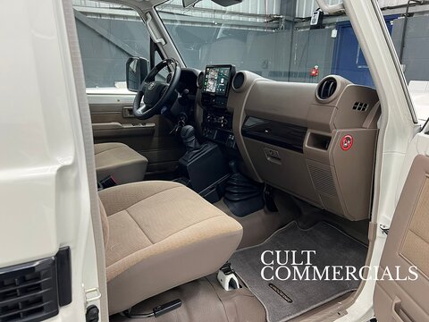 GDJ 79 Single Cab DLX (Winch/LED) 2.8 2dr Pickup Automatic Diesel