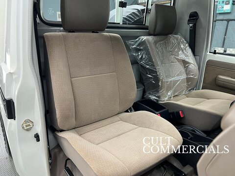 GDJ 79 Single Cab DLX (Winch/LED) 2.8 2dr Pickup Automatic Diesel