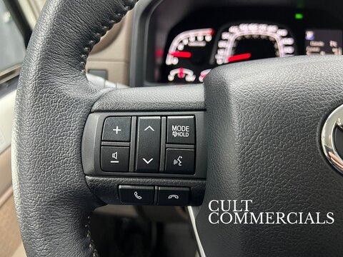 GDJ 79 Single Cab DLX (Winch/LED) 2.8 2dr Pickup Automatic Diesel