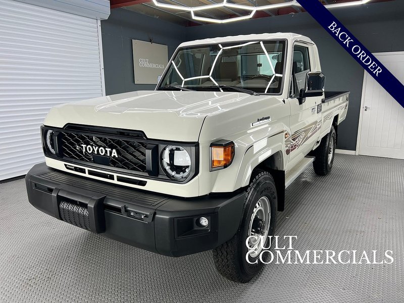 GDJ 79 Single Cab DLX (Winch/LED) 2.8 2dr Pickup Automatic Diesel