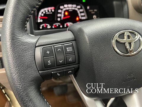 GDJ 79 Single Cab SDLX 2.8 2dr Pickup Automatic Diesel