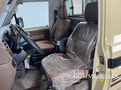 GDJ 79 Single Cab SDLX 2.8 2dr Pickup Automatic Diesel