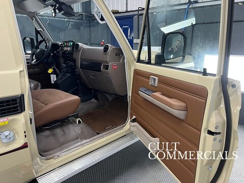 GDJ 79 Single Cab SDLX 2.8 2dr Pickup Automatic Diesel