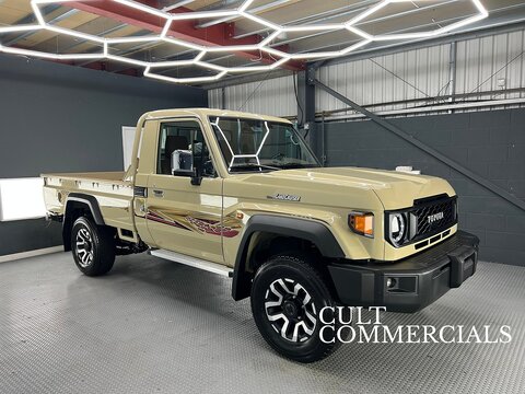 GDJ 79 Single Cab SDLX 2.8 2dr Pickup Automatic Diesel