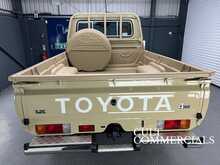 Toyota Land Cruiser GDJ 79 Single Cab SDLX 