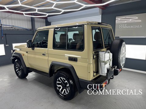 GRJ 71 SDLX 4.0 5dr SWB Automatic Petrol