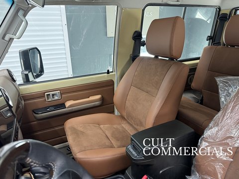 GRJ 71 SDLX 4.0 5dr SWB Automatic Petrol