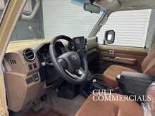 Toyota Land Cruiser GRJ 71 SDLX 