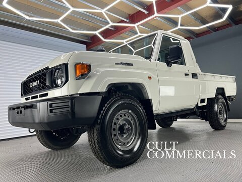 GDJ 79 Single Cab Basic NO DPF 2.8 2dr Pickup Automatic Diesel